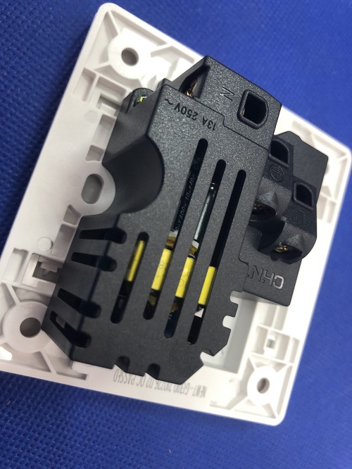 Bộ ổ cắm đa năng 3 chấu 13A, 250V, ổ cắm sạc USB 2.1A